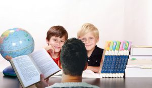 Jak rozwijać umiejętności negocjacyjne poprzez szkolenia językowe w Wrocławiu